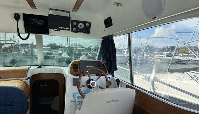 Breakin Bass yacht for sale 10