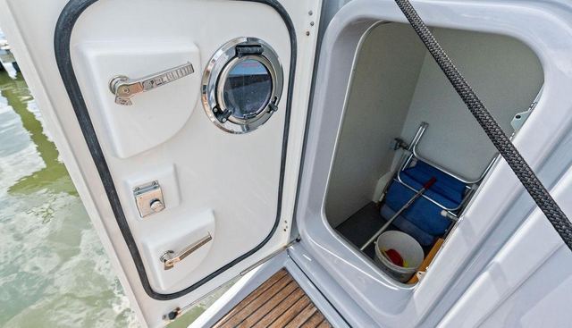 DREAMSCAPE yacht for sale 53