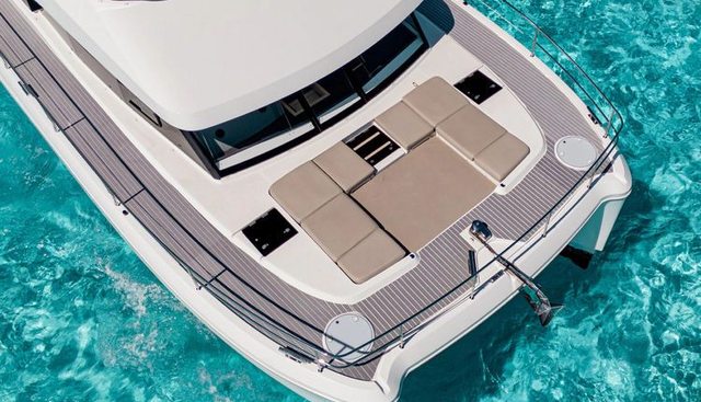 Libert'e yacht for sale 29