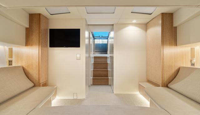 YANINA yacht for sale 23