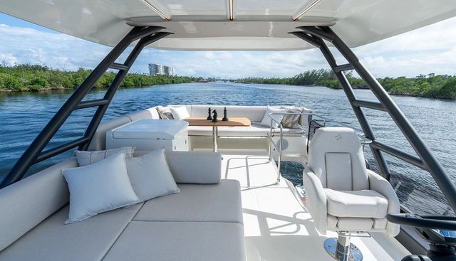 F4.9 yacht for sale 58