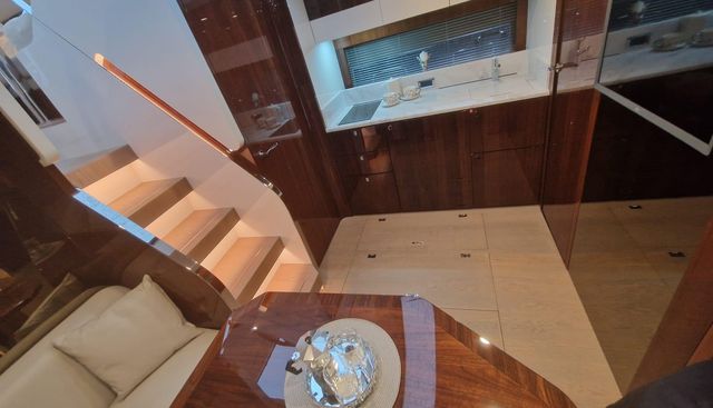 Namaste yacht for sale 25