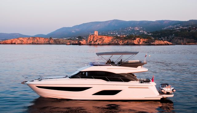 Valluga yacht for sale 39