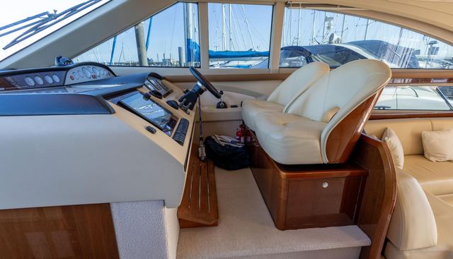 Escape of Ipswich yacht for sale 22