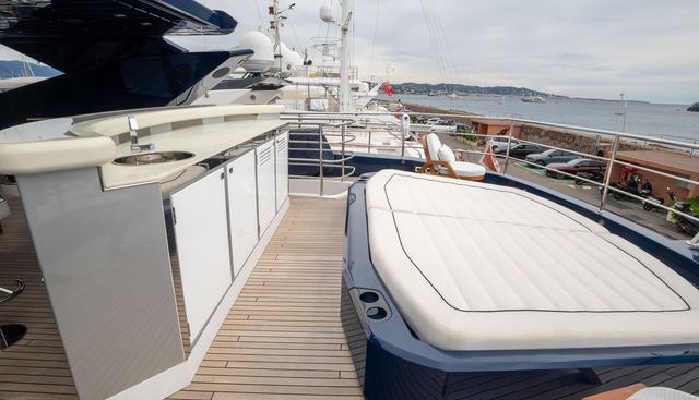 OUT OF THE BLUE yacht for sale 9