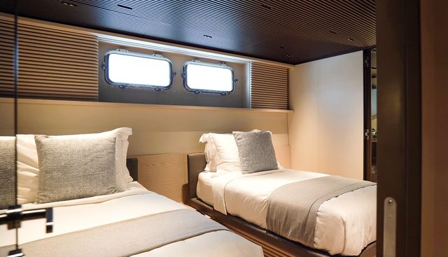 ANMAX yacht for sale 18