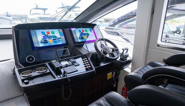 1292575 yacht for sale 22