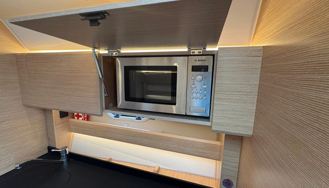 noname yacht for sale 32