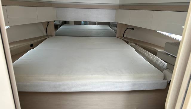 Happy Hour yacht for sale 33