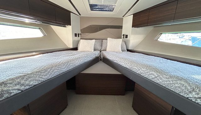 SIRYNA yacht for sale 32