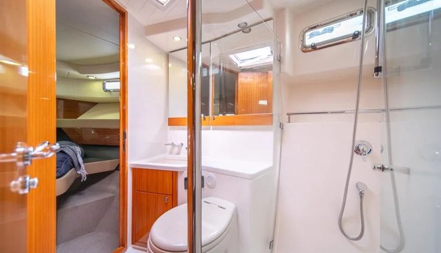 Escape yacht for sale 18