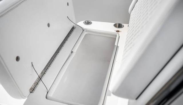 TAX MAN yacht for sale 32