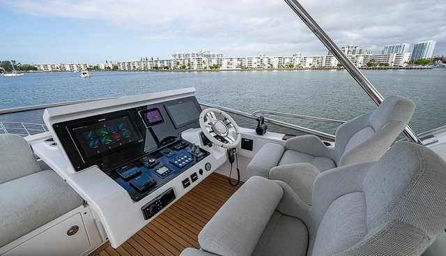 LIQUID ASSET yacht for sale 50