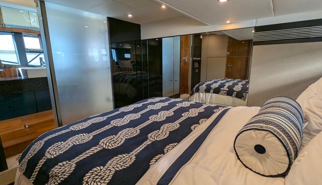 Casa Amigos yacht for sale 43