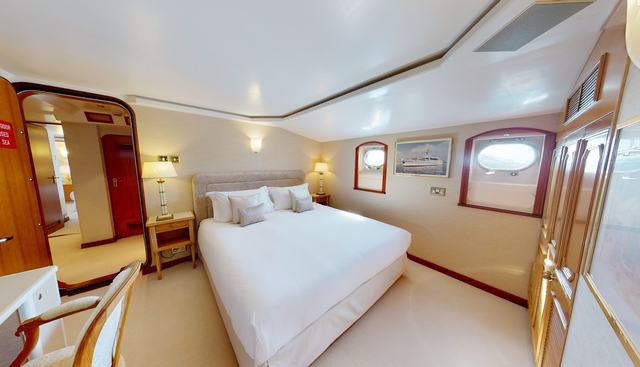 WILAMINA yacht for sale 20