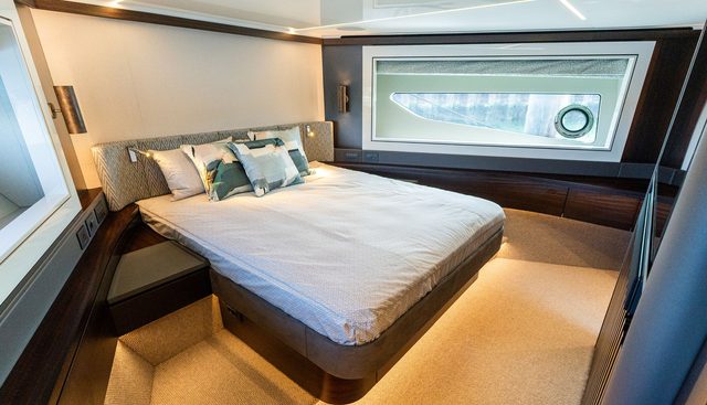 9362590 yacht for sale 47