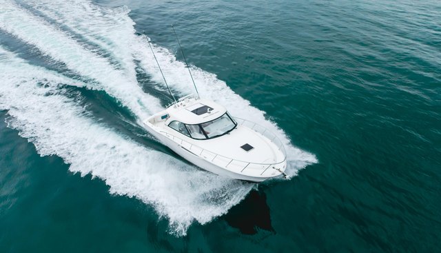 Commodore Two yacht for sale 10