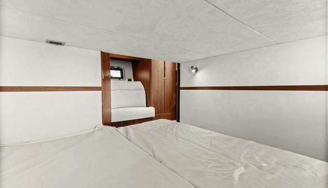 BOARD ROOM yacht for sale 44