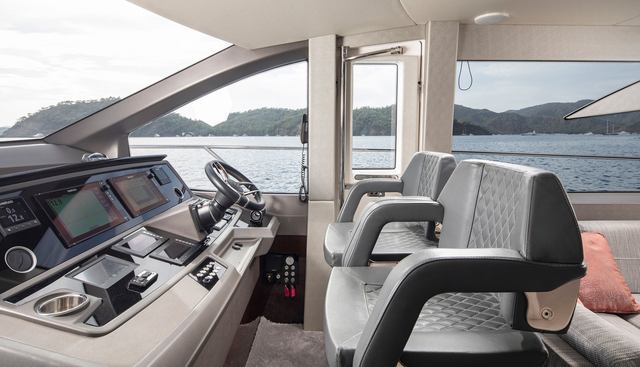 M3G yacht for sale 33