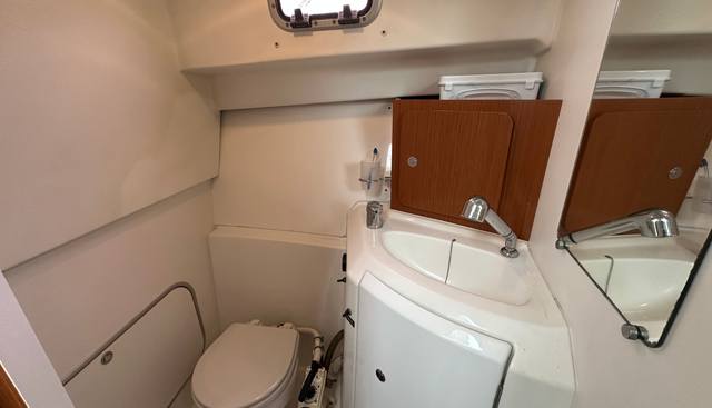 Julie Ann yacht for sale 23