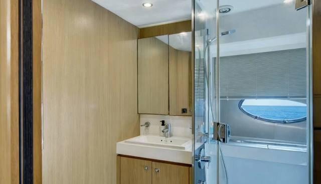 Grand Cru yacht for sale 17