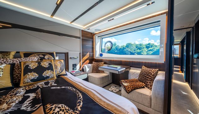 LORENA yacht for sale 39