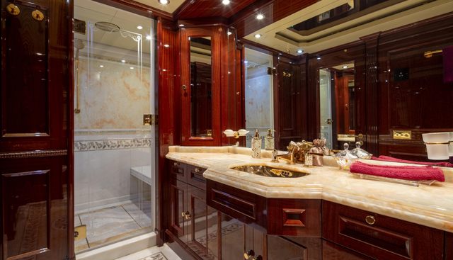RICHAR yacht for sale 25