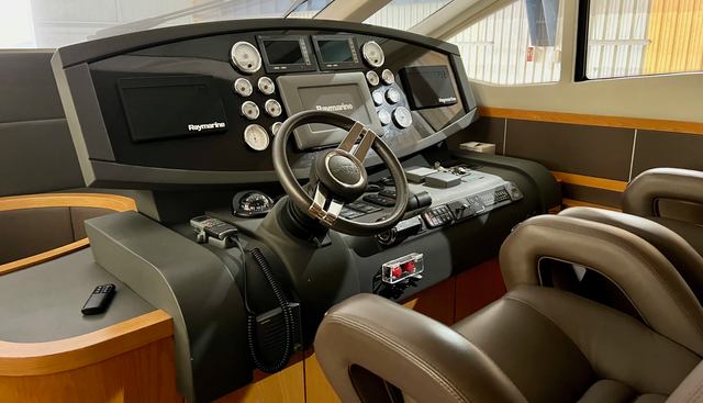 noname yacht for sale 9