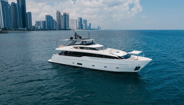 CHAMELEON yacht for sale 19