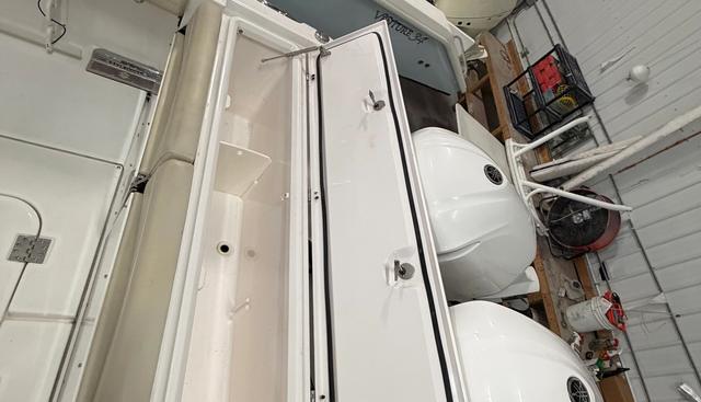 Chasing Seahawk yacht for sale 9