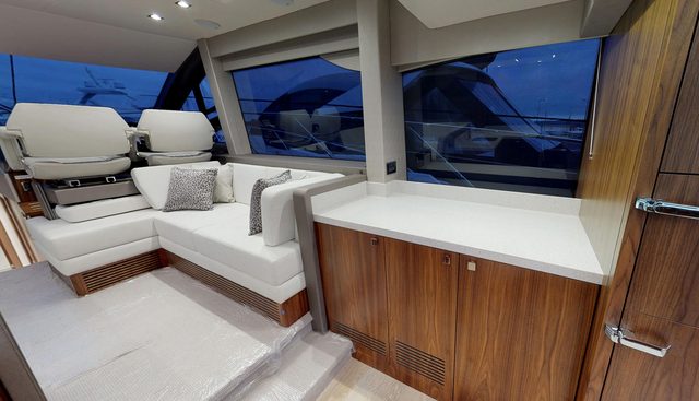 FARPOINT yacht for sale 14