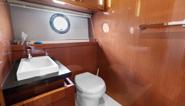 DREAMSCAPE yacht for sale 4