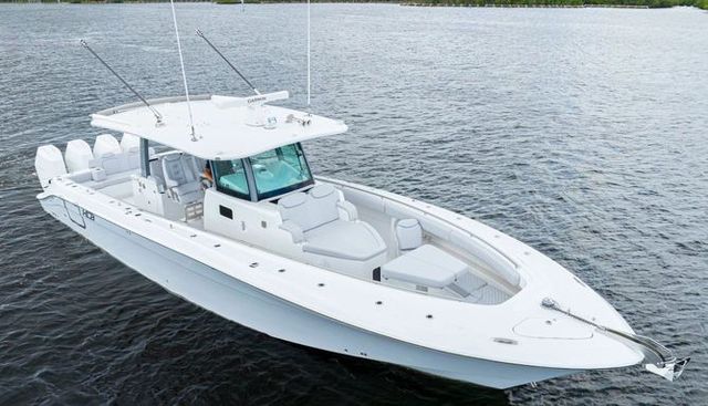 42 Lujo yacht for sale 2