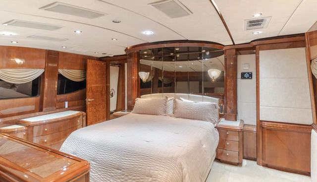 Active Octo yacht for sale 38