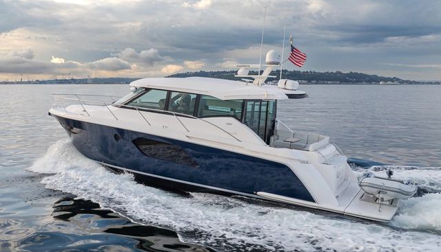 TIARA C49 COUPE yacht for sale 7