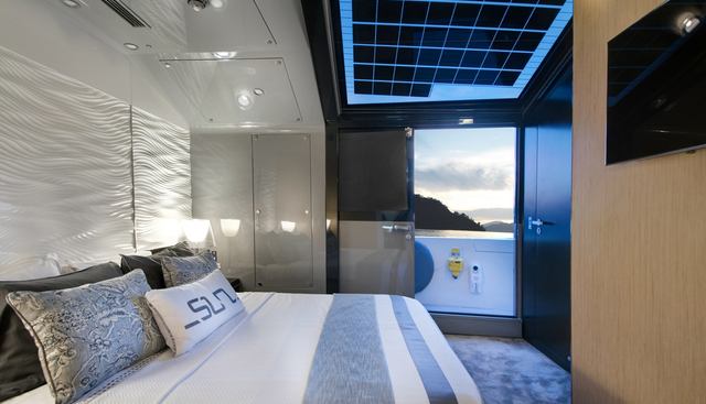 Sun yacht for sale 33