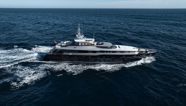 AURA yacht for sale 35