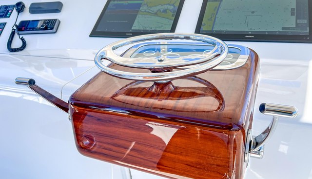 FARMERS DAUGHTER yacht for sale 9