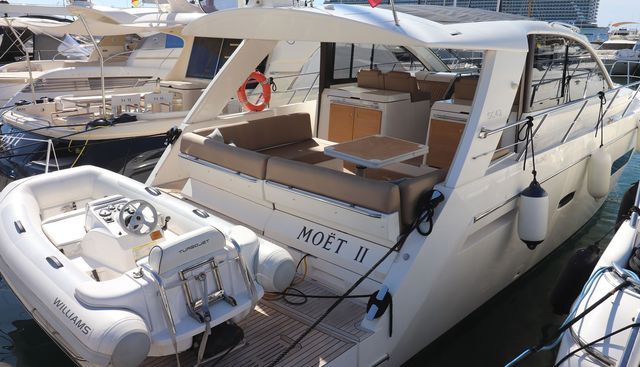 MOET II yacht for sale 4