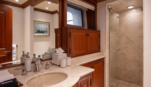 CROSSED SABRE yacht for sale 29