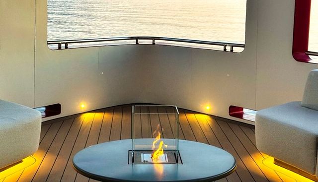 Akula yacht for sale 18