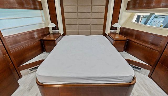 Knot Woke yacht for sale 40