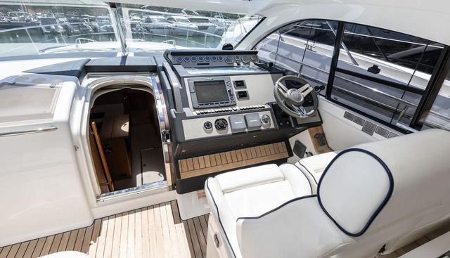 Elle yacht for sale 29