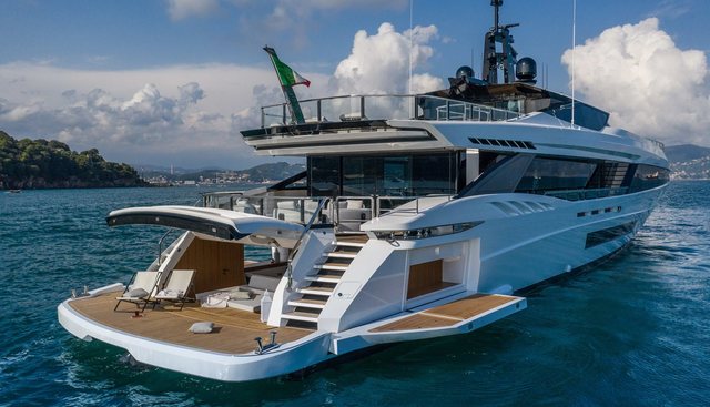 MANGUSTA GRANSPORT 45 yacht for sale 5