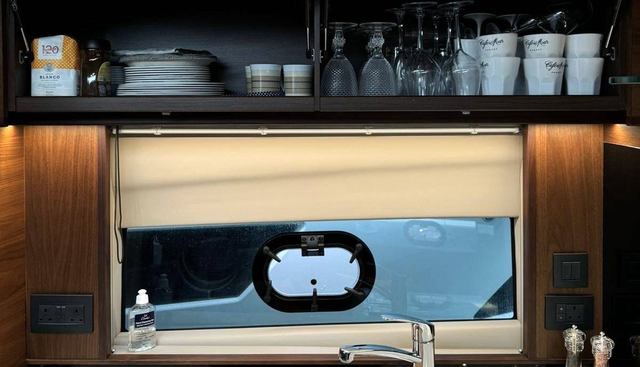 noname yacht for sale 33