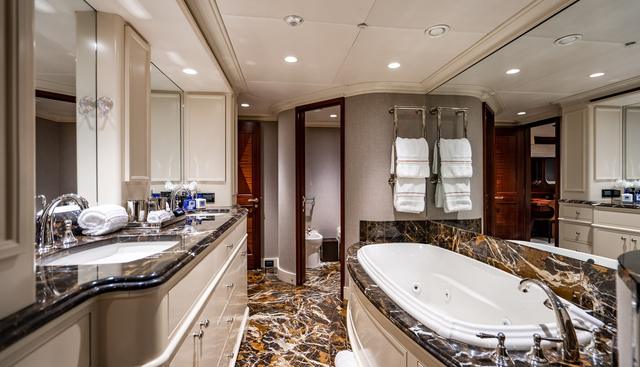 ZEXPLORER yacht for sale 14