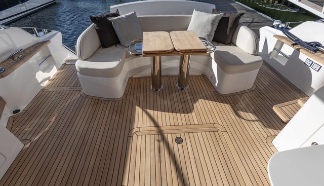 F58015 yacht for sale 20