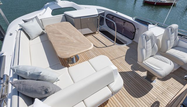 S65532 yacht for sale 7