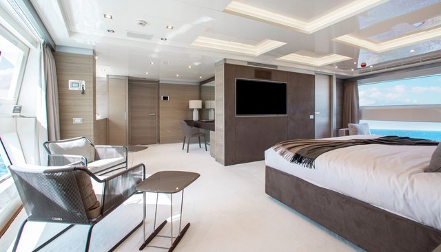Emina yacht for sale 9