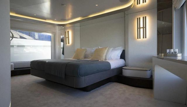 Aria yacht for sale 15